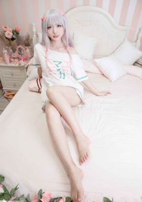 美丽的婶婶中文字幕3_高清高清视频播放