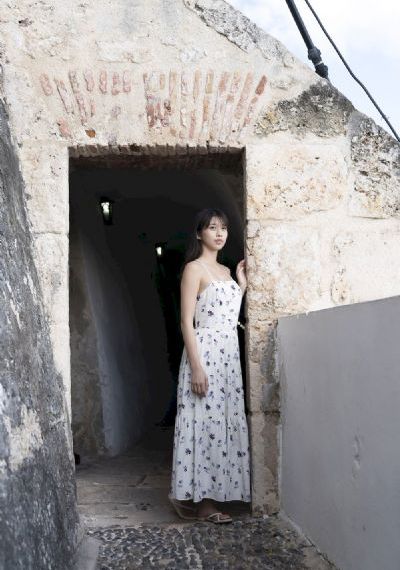 女子高中生存的腰姿_BD英语动漫在线观看