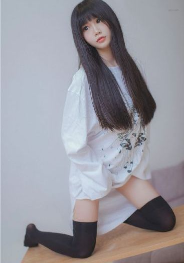 中国的女孩去到10_1080免费播放