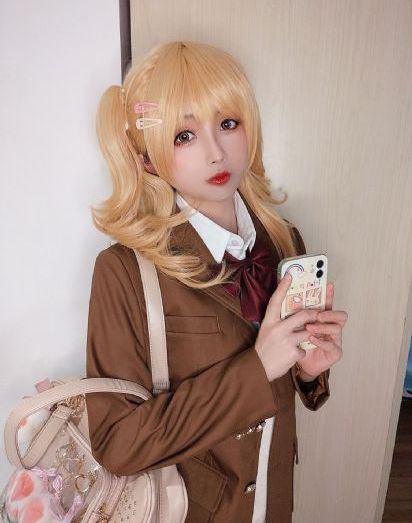 老师乖乖扒开裙子在线观看_超清电影完整版在线观看
